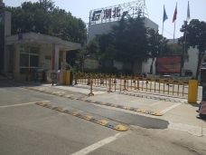 湖北電力工廠人臉識別通道閘+車牌識別